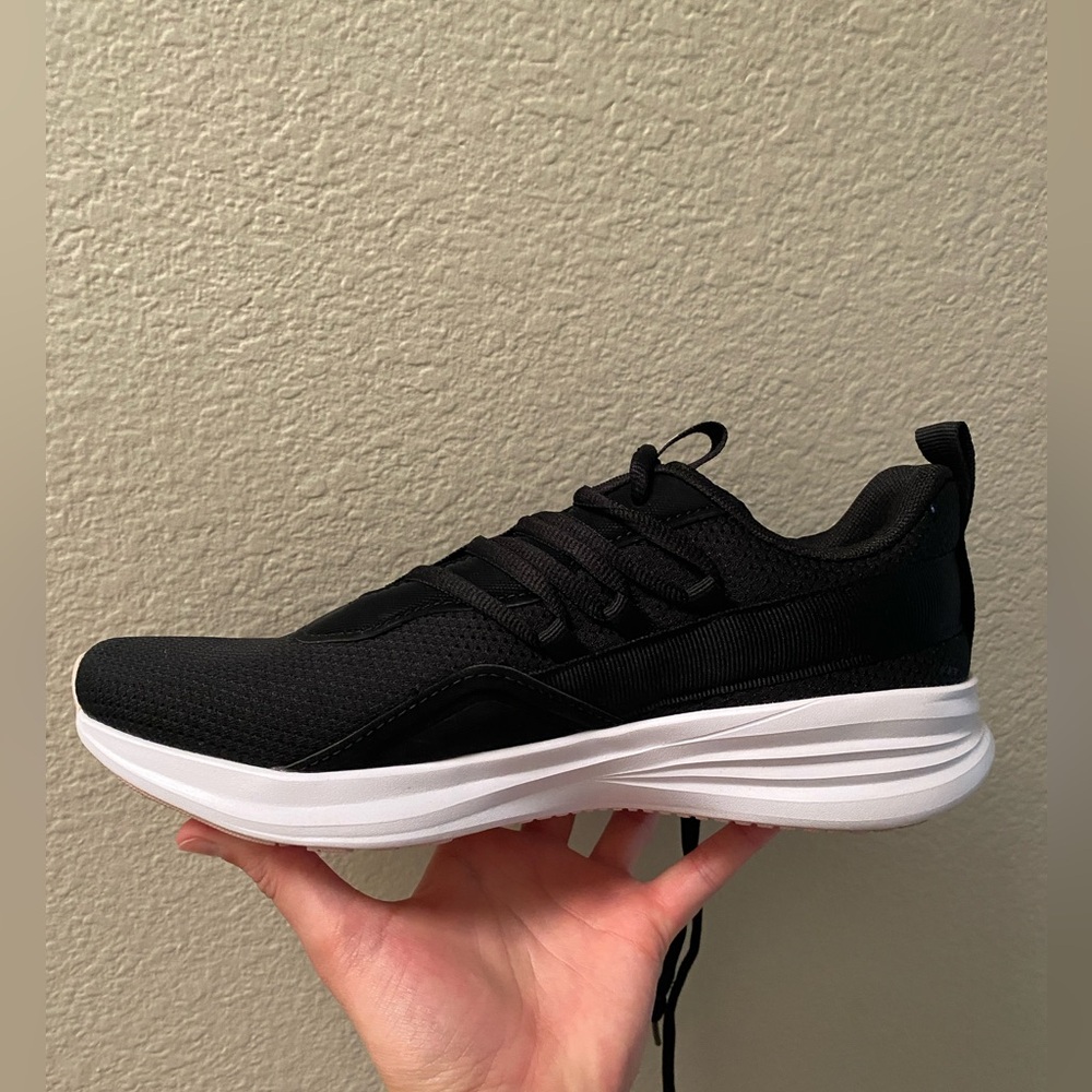 PUMA black 8.5 running shoes